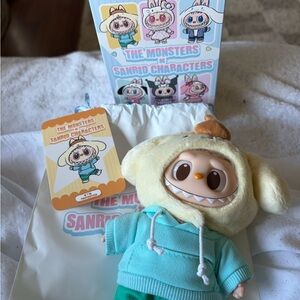 Sanrio x Labubu Pompompurin Monsters Plush Brand New China Exclusive Pop Mart